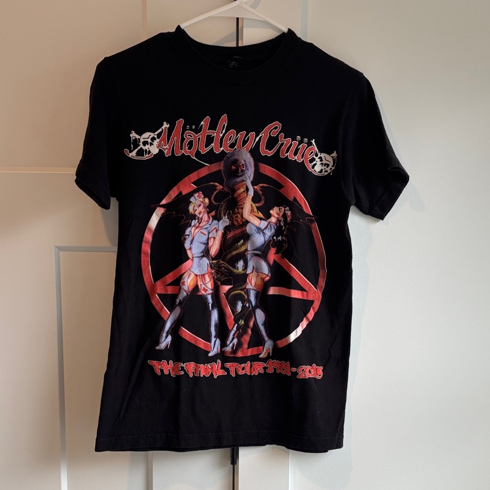 Band Tees bundle - Picture 5 of 7